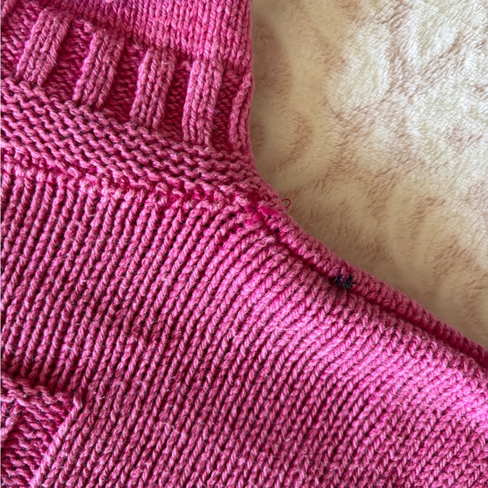 Pink Vintage Turtleneck Knit Sweater - Picture 5 of 6